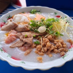 ร้าน โจ๊ก-เกาเหลาเมืองพล-ตามสั่ง