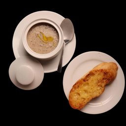 ซุปเห็ดทรัฟเฟิล ขนมปังฝรั่งเศสเนยกระเทียม