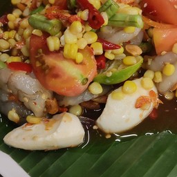 ตำข้าวโพดกุ้งสด + ไข่เค็ม