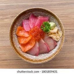 Kaisen Don ข้าวหน้าปลาดิบรวม