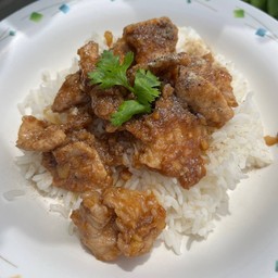 ข้าวหน้าหมูกระเทียม