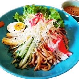 บะหมี่เย็นทรงเครื่อง