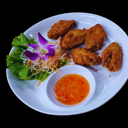 ปีกไก่ชุบแป้งทอด