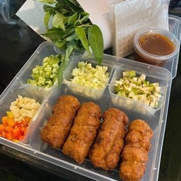 คุณศรีข้าวเกรียบปากหม้อ สาคู แหนมเนือง อโศกดินแดง