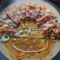 เครปพิซซ่าปูอัดแฮมไส้กรอกชีส