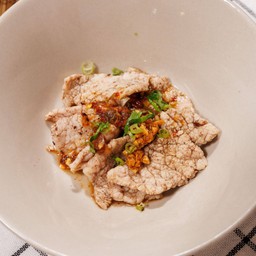 หมูแซ่บนัว.