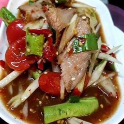ตำคอหมูย่างตกครก