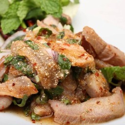น้ำตกหมู