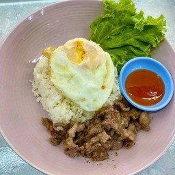 ไก่ทอดกระเทียมราดข้าว