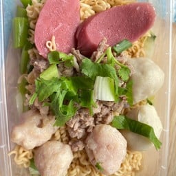 มาม่ารวมหมู