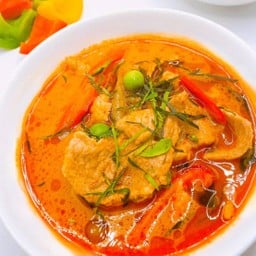 พะแนงหมู