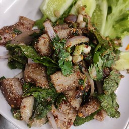 น้ำตกคอหมูย่าง