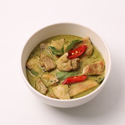 แกงเขียวหวานไก่นมโอ๊ต
