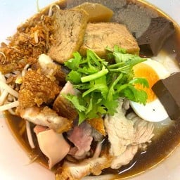 ก๋วยจั๊บเจ๊จ๋าสาขาปตท.หนองกางดง