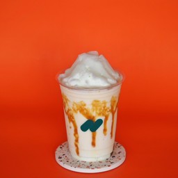 milk caramel frappe