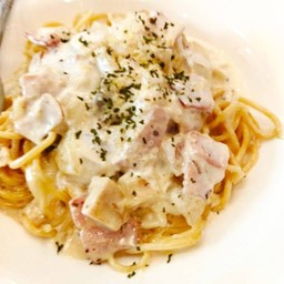 สปาเก็ตตี้ซอสครีมเห็ด