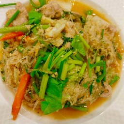 สุกี้แห้งหมู