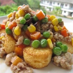 ข้าว เต้าหู้ทรงเครื่อง