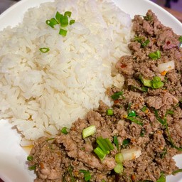 ข้าวลาบคั่วหมู