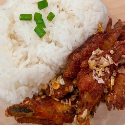 ข้าวปีกไก่ทอด
