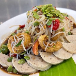 ตำขนมจีนแคปหมู