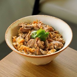 ข้าวหมูผัดไข่