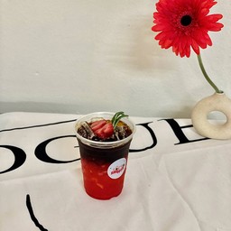 อเมริกาโน่สตอเบอรี่