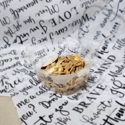 กราโนล่า