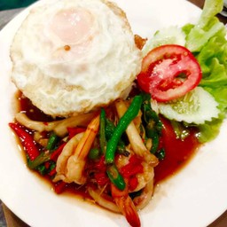 ผัดกะเพราทะเล(กับข้าว)