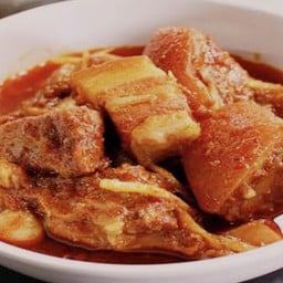 HUNGRAE - Special Northern Thai Curry Pork + Drink