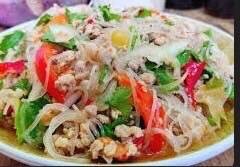 ยำวุ้นเส้นหมูสับ