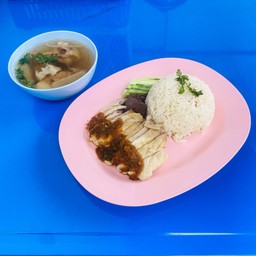 ข้าวมันไก่ทิดเฟิร์ส หน้าโลตัส วัดนครชื่นชุ่ม สาย4