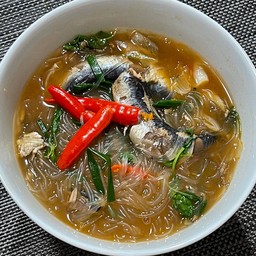 แกงวุ้นเส้นปลากระป๋อง