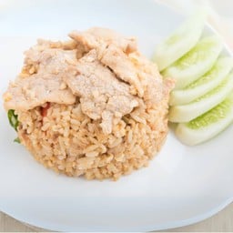 ครัวแม่ยุ้ย วัดเชิง