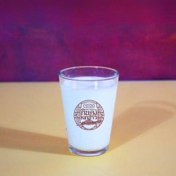 นมสดร้อน