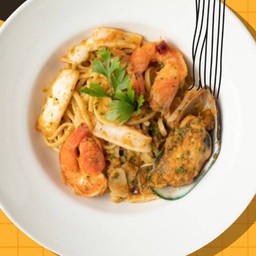 ลิงกวินี่ผัดซีฟู้ดรวมมิตร (S)