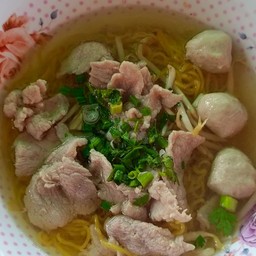 บะหมี่  น้ำใส