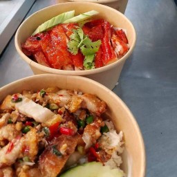 ร้านก๋วยเตี๋ยวเพชรนคร สาขาบ้านนา