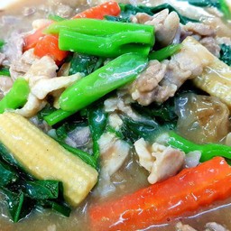ราดหน้าหมู