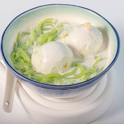 ไอสกรีมรวมมิตร+ลอดช่องน้ำกะทิ