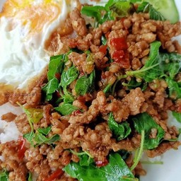 ข้าวกะเพราหมูสับ