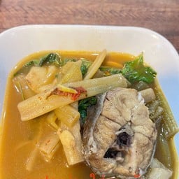 แกงสายบัวใส่ปลาช่อนนา