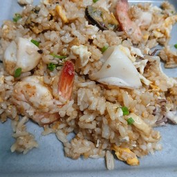 ข้าวผัดทะเล