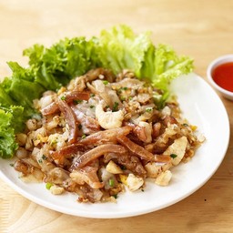 N007 ก๋วยเตี๋ยวคั่วหมูหมึกกรอบ