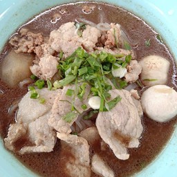 ลูกชิ้นหมู หมูหมัก