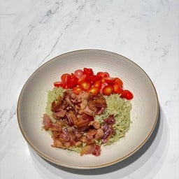 ข้าวผัดเพสโต้เบคอน (เกือบจะกรอบ)