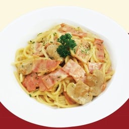 สปาเก็ตตี้คาโบนาร่าแฮม