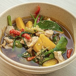 แกงอ่อมไก่