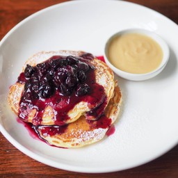 Blueberry Ricotta Pancakes with maple sauce