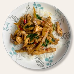 ผัดหน่อไม้ไก่